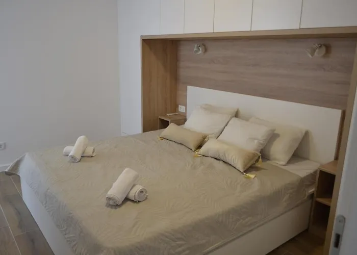 Joel * トロギール