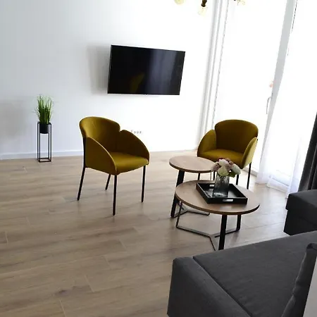 Joel Apartman Trogir